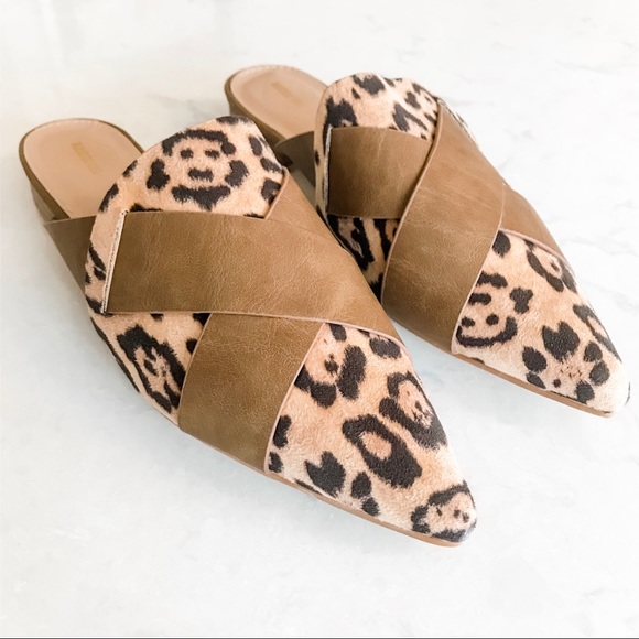 5⭐️/JACKLYN/ Tan Leopard Mule Slip On Flats - Picture 10 of 13